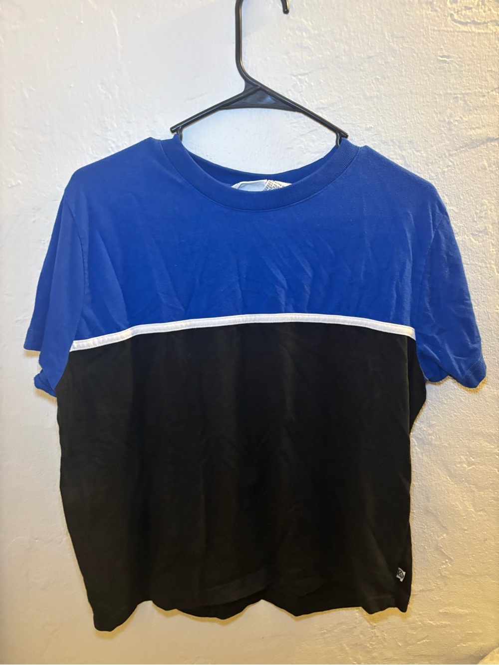Men's Blue and Black Colorblock Crew Neck Shirt